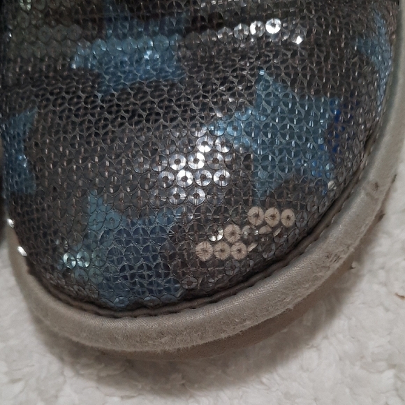 UGG Blue and Gray Sequin Star Boots - Picture 8 of 15